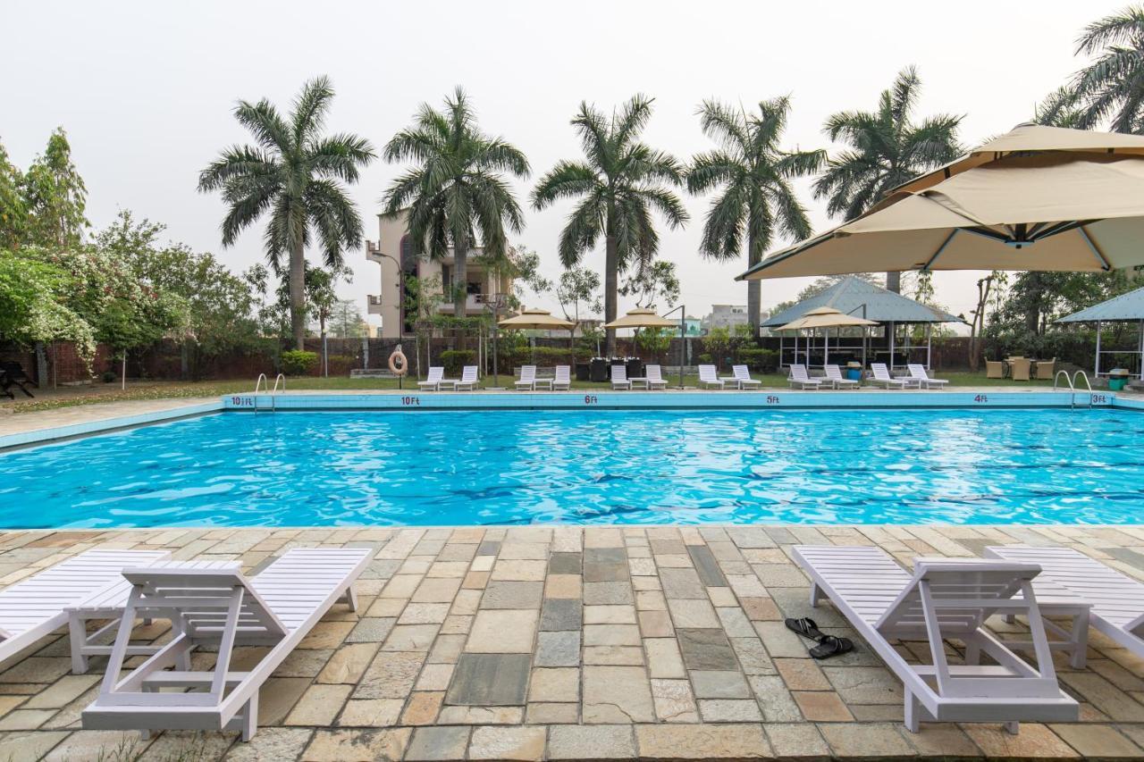 Dreamland Gold Resort & Hotel Siddharthanagar Luaran gambar