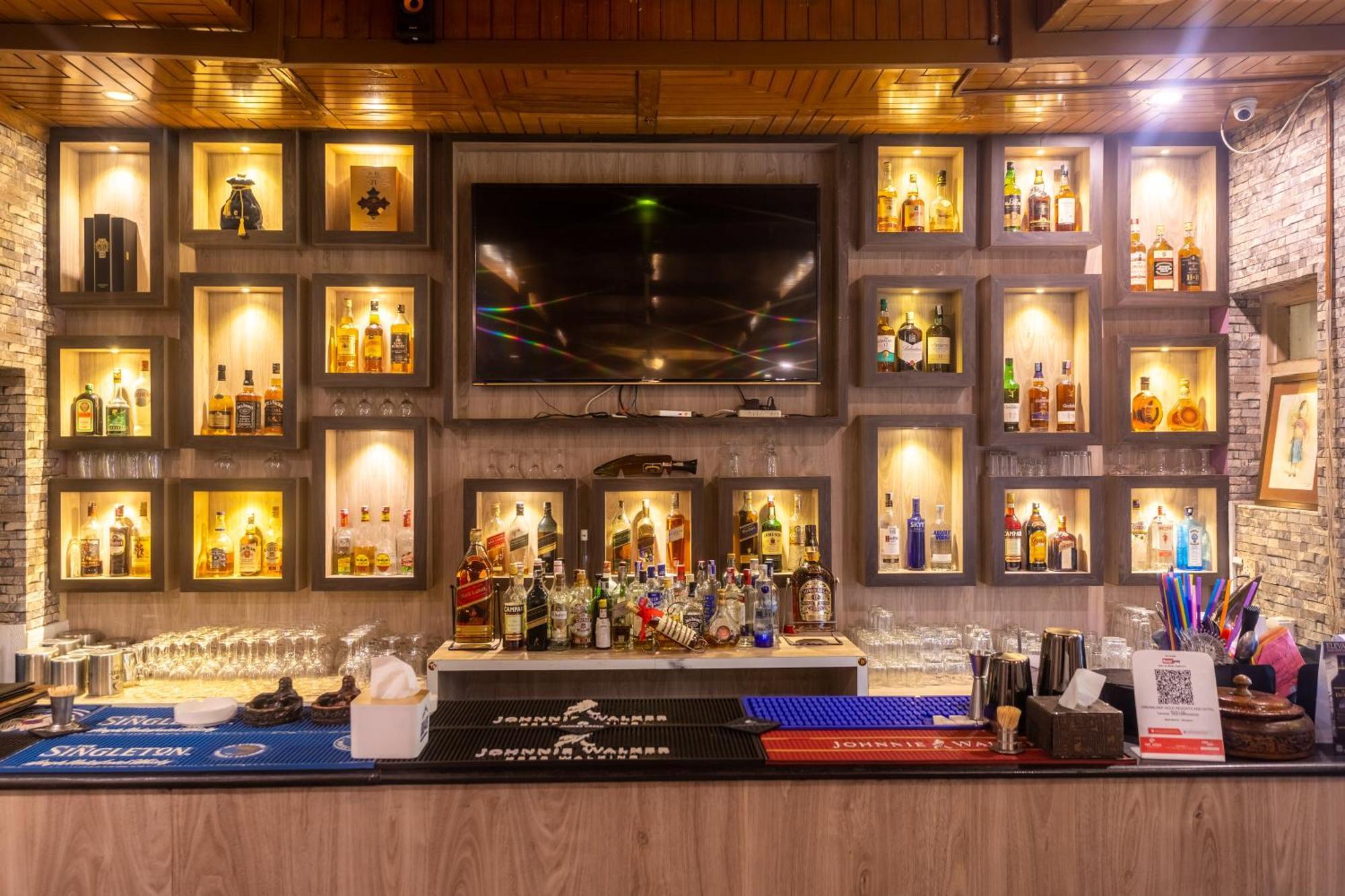 Dreamland Gold Resort & Hotel Siddharthanagar Luaran gambar