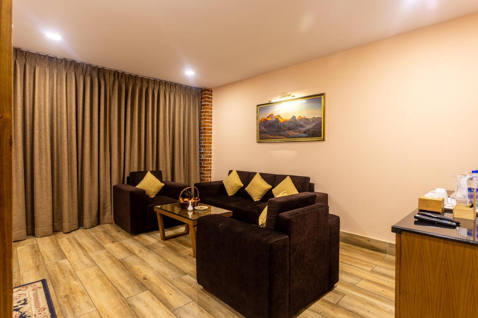 Dreamland Gold Resort & Hotel Siddharthanagar Luaran gambar