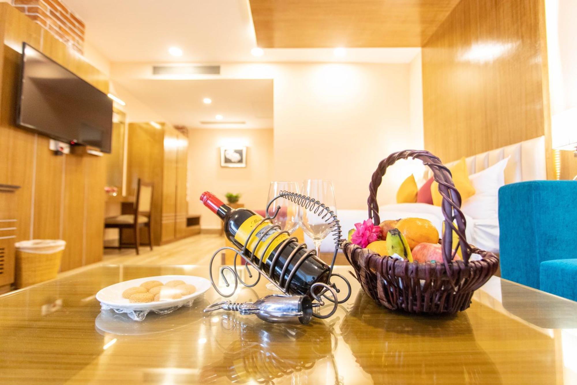 Dreamland Gold Resort & Hotel Siddharthanagar Luaran gambar