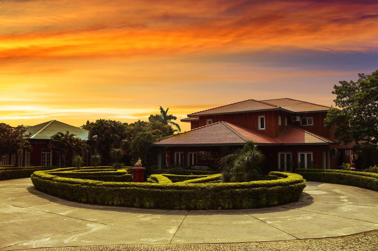 Dreamland Gold Resort & Hotel Siddharthanagar Luaran gambar